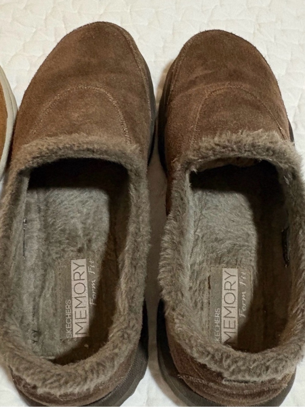 2 pairs Skechers woman Brown and Tan Suede/faux fur, size 9